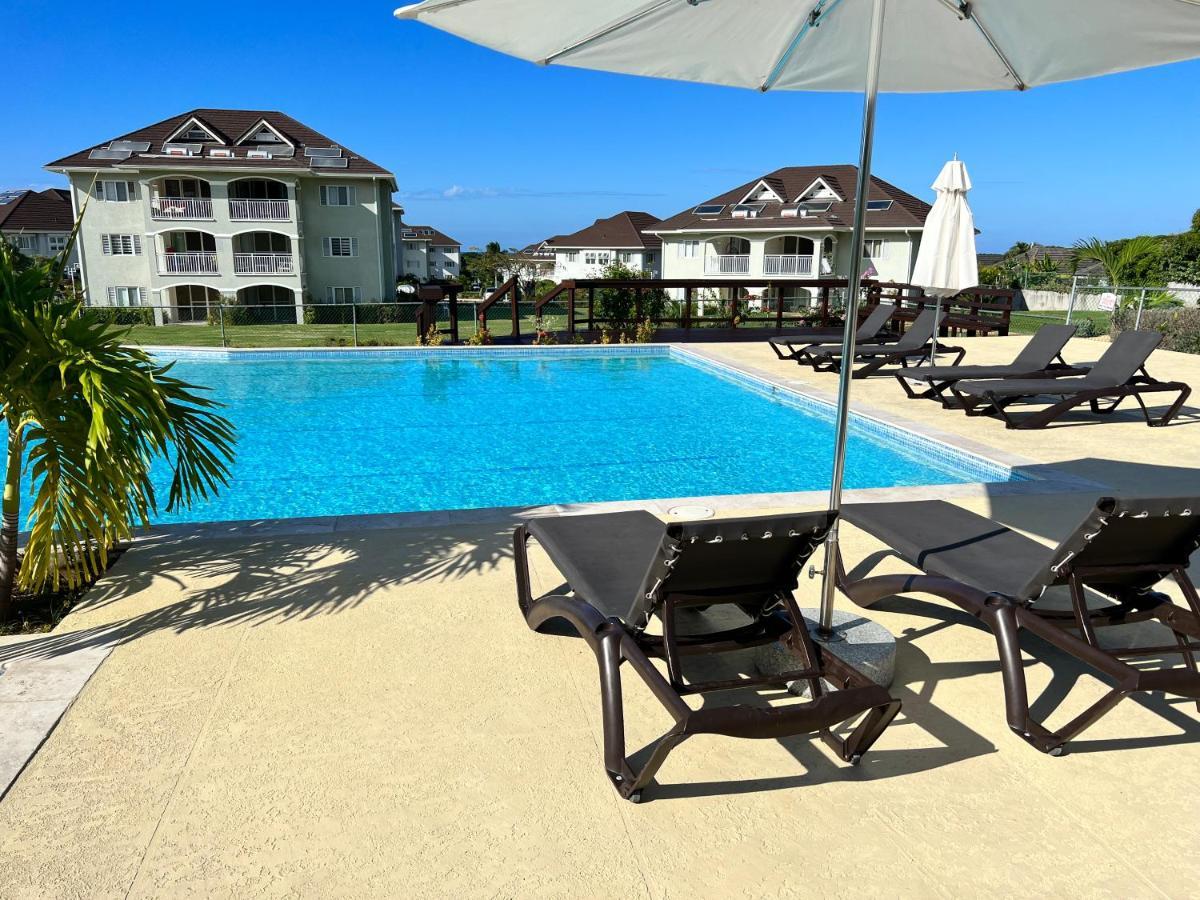 Ocho Rios Ocean Escape Appartement Richmond Buitenkant foto
